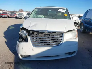 2008 Chrysler Town & Country Touring with VIN 2A8HR54P78R776956, listed as a IAAI auction lot 41018187 with 201,542 mi miles and . Bid and sale history available at DreamBid. Image 13.