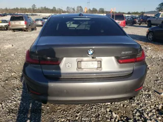 2019 BMW 3 Series 330i with VIN WBA5R1C5XKAE82160, listed as a Copart auction lot 72639872 with Not Provided miles. Bid and sale history available at carsss.com. Image 6.