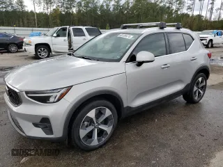 2023 Volvo XC40 Plus Bright Theme with VIN YV4L12UNXP2961051, listed as a Copart auction lot 80139474 with 13,013 mi miles and Salvage Title. Bid and sale history available at carsss.com. Image 1.
