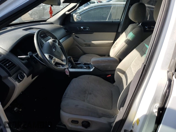2013 Ford Explorer with VIN 1FM5K8B88DGB94304, listed as a Copart auction lot 84749444 with 204,706 mi miles and Salvage title. Bid and sale history available at DreamBid. Image 7.