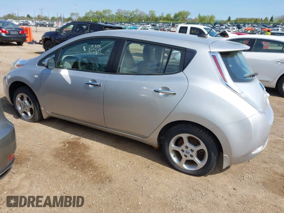 2011 Nissan LEAF SL-e with VIN JN1AZ0CP9BT009562, listed as a IAAI auction lot 42228290 with 93,183 mi miles and . Bid and sale history available at DreamBid. Image 3.