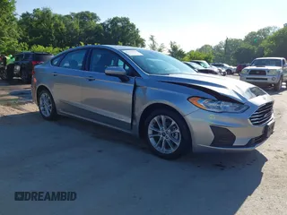 2020 Ford Fusion SE with VIN 3FA6P0LU4LR219672, listed as a IAAI auction lot 42331193 with 60,500 mi miles and . Bid and sale history available at DreamBid. Image 1.