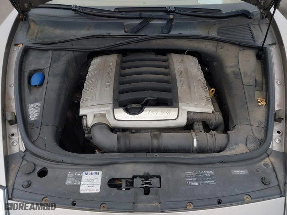 2008 Porsche Cayenne with VIN WP1AA29P48LA03621, listed as a IAAI auction lot 41432079 with 133,069 mi miles. Bid and sale history available at carsss.com. Image 10.