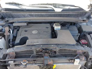 2016 Nissan Pathfinder S with VIN 5N1AR2MN9GC615324, listed as a IAAI auction lot 41723644 with 67,629 mi miles. Bid and sale history available at carsss.com. Image 10.