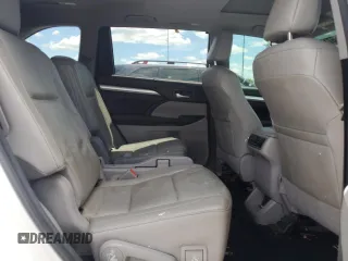 2018 Toyota Highlander SE z VIN 5TDJZRFH4JS801234, wystawiony jako Copart lot #58356715 z przebiegiem 140 265 mil mil oraz Szkoda całkowita • Salvage title. Historia ofert i sprzedaży dostępna na DreamBid. Obrazek 11.