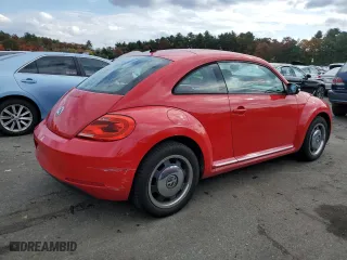 2012 Volkswagen Beetle 2.5L w/Sun/Sound/Nav PZEV with VIN 3VWHP7AT6CM623752, listed as a Copart auction lot 77493024 with 138,131 mi miles and Salvage Title. Bid and sale history available at carsss.com. Image 3.
