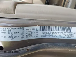 2001 Jeep Grand Cherokee Laredo z VIN 1J4GX48N51C548958, wystawiony jako IAAI lot #42460303 z przebiegiem 210 379 mil mil oraz . Historia ofert i sprzedaży dostępna na DreamBid. Obrazek 9.