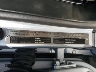 2005 Bentley Continental GT GT z VIN SCBCR63W25C026291, wystawiony jako Copart lot #71823914 z przebiegiem 62 431 mil mil oraz Szkoda całkowita • Salvage title. Historia ofert i sprzedaży dostępna na DreamBid. Obrazek 13.