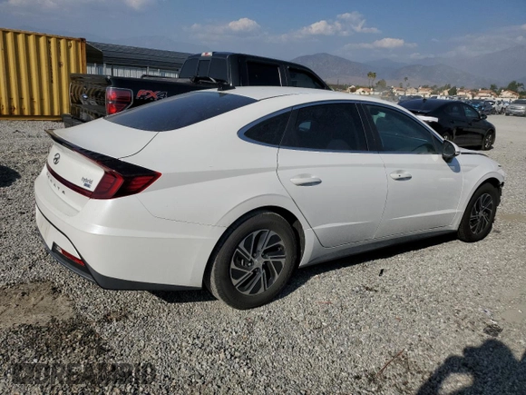 2021 Hyundai Sonata Hybrid Blue with VIN KMHL24JJ8MA035371, listed as a Copart auction lot 67689393 with 61,447 mi miles. Bid and sale history available at carsss.com. Image 3.