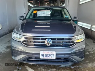 2024 Volkswagen Tiguan SE with VIN 3VV3B7AX8RM107014, listed as a IAAI auction lot 42734341 with 27,789 mi miles and . Bid and sale history available at DreamBid. Image 55.