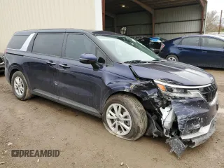 2024 Kia Carnival LX with VIN KNDNB4H33R6335205, listed as a Copart auction lot 84955764 with 26,539 mi miles and Salvage Title. Bid and sale history available at carsss.com. Image 4.