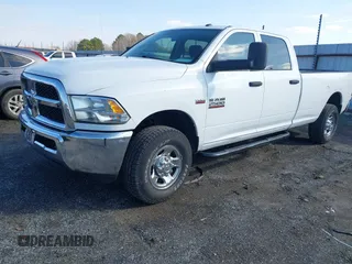 2013 Ram 2500 Tradesman z VIN 3C6TR5HT9DG575642, wystawiony jako IAAI lot #41557823 z przebiegiem 223 859 mil mil oraz . Historia ofert i sprzedaży dostępna na DreamBid. Obrazek 17.