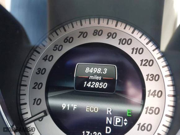 2013 Mercedes-Benz GLK-Class GLK 350 with VIN WDCGG5HB9DF974618, listed as a IAAI auction lot 41865083 with 142,850 mi miles. Bid and sale history available at carsss.com. Image 15.