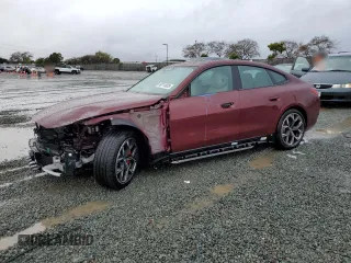 2024 BMW i4 eDrive40 z VIN WBY73AW05RFS90523, wystawiony jako Copart lot #49114805 z przebiegiem 12 323 mil mil oraz Szkody całkowita. Historia ofert i sprzedaży dostępna na DreamBid. Obrazek 1.
