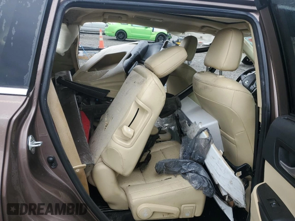 2018 Toyota Highlander Limited z VIN 5TDDZRFH6JS832904, wystawiony jako Copart lot #54109505 z przebiegiem Nie podano mil oraz Nie do naprawy • Non repairable. Historia ofert i sprzedaży dostępna na DreamBid. Obrazek 10.