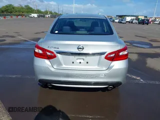 2017 Nissan Altima SV with VIN 1N4AL3AP3HC139855, listed as a IAAI auction lot 41913020 with 43,938 mi miles and . Bid and sale history available at DreamBid. Image 16.