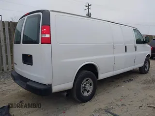 2020 Chevrolet Express Cargo Van with VIN 1GCWGBFP0L1138206, listed as a IAAI auction lot 41773760 with 94,272 mi miles. Bid and sale history available at carsss.com. Image 4.