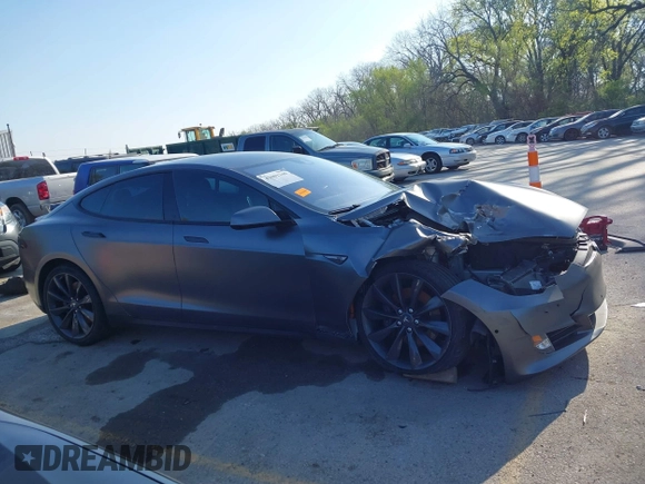 2016 Tesla Model S 90D with VIN 5YJSA1E43GF115310, listed as a IAAI auction lot 42002240 with 108,172 mi miles and . Bid and sale history available at DreamBid. Image 13.