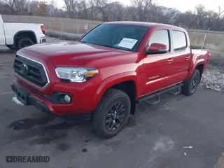 2022 Toyota Tacoma 4WD SR with VIN 3TMCZ5AN0NM456921, listed as a IAAI auction lot 41352261 with 40,390 mi miles. Bid and sale history available at carsss.com. Image 19.