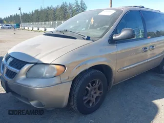 2002 Dodge Grand Caravan with VIN 2B8GT54L82R541812, listed as a IAAI auction lot 42028066 with 207,472 mi miles and . Bid and sale history available at DreamBid. Image 6.