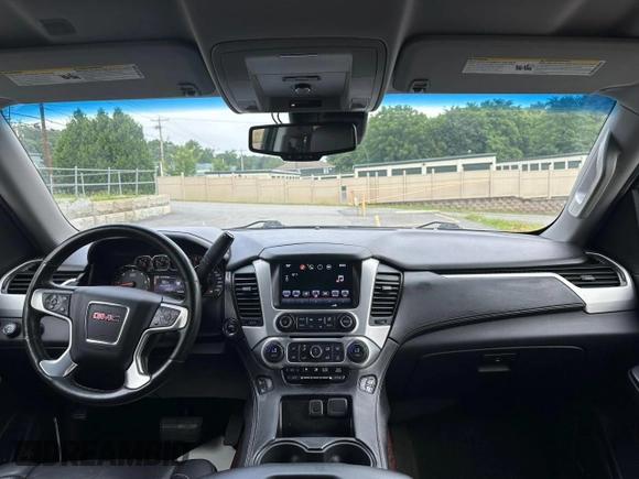 2016 GMC Yukon XL SLT with VIN 1GKS2GKC2GR180580, listed as a Copart auction lot 66899234 with 243,232 mi miles and Clean Title. Bid and sale history available at carsss.com. Image 8.