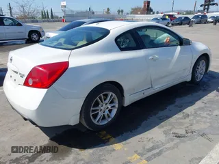 2008 Nissan Altima 3.5 SE with VIN 1N4BL24E28C223125, listed as a IAAI auction lot 41968477 with 115,446 mi miles. Bid and sale history available at carsss.com. Image 4.
