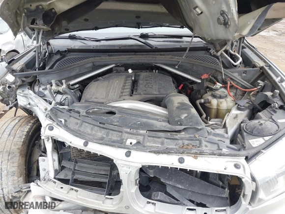 2018 BMW X6 xDrive35i with VIN 5UXKU2C50J0X49445, listed as a IAAI auction lot 41449077 with 130,912 mi miles. Bid and sale history available at carsss.com. Image 10.