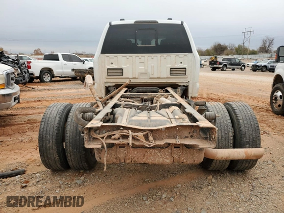 2024 Ford F-350 with VIN 1FD8W3HN0REC18650, listed as a Copart auction lot 80392644 with 26,042 mi miles and Salvage title. Bid and sale history available at DreamBid. Image 6.