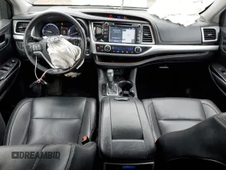 2019 Toyota Highlander SE z VIN 5TDJZRFH7KS598809, wystawiony jako Copart lot #56323355 z przebiegiem 275 728 mil mil oraz Szkoda całkowita • Salvage title. Historia ofert i sprzedaży dostępna na DreamBid. Obrazek 8.