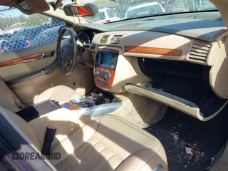 2006 Mercedes-Benz R 3.5L с VIN 4JGCB65E36A032213, выставлен на аукционе IAAI как лот 42154035 с пробегом Не указан миль и . История ставок и продаж доступна на DreamBid. Изображение 5.