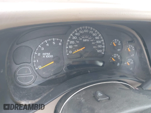 2004 Chevrolet Suburban LT with VIN 3GNEC16T54G282083, listed as a IAAI auction lot 40193048 with Not provided miles and . Bid and sale history available at DreamBid. Image 7.