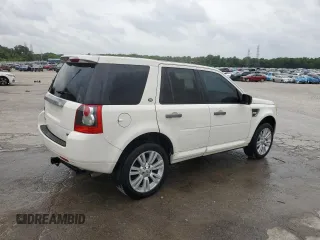 2010 Land Rover LR2 HSE z VIN SALFT2BN8AH208550, wystawiony jako Copart lot #57421745 z przebiegiem 167 018 mil mil oraz Tytuł czysty. Historia ofert i sprzedaży dostępna na DreamBid. Obrazek 3.