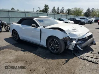 2020 Ford Mustang EcoBoost z VIN 1FATP8UH5L5137682, wystawiony jako Copart lot #53795485 z przebiegiem 89 739 mil mil oraz Szkoda całkowita • Salvage title. Historia ofert i sprzedaży dostępna na DreamBid. Obrazek 4.