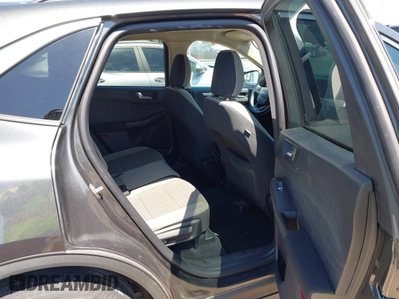 2020 Ford Escape SE with VIN 1FMCU0G67LUB91761, listed as a IAAI auction lot 41969161 with 66,965 mi miles and . Bid and sale history available at carsss.com. Image 8.