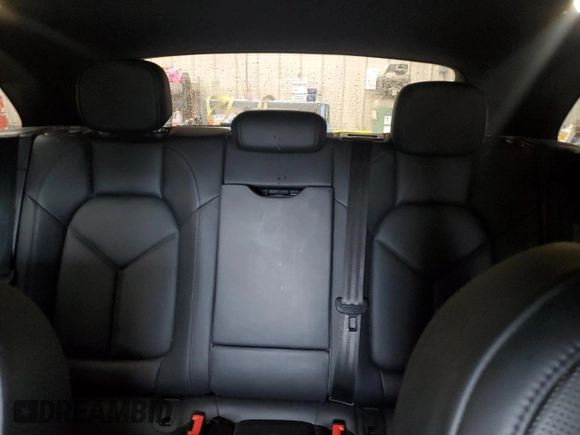 2019 Porsche Macan with VIN WP1AA2A50KLB01997, listed as a Copart auction lot 58163905 with 38,106 mi miles and Salvage title. Bid and sale history available at DreamBid. Image 10.
