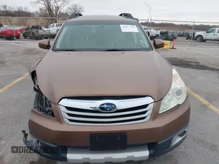 2011 Subaru Outback 2.5i Limited Pwr Moon with VIN 4S4BRBKC3B3418826, listed as a IAAI auction lot 41877354 with 110,372 mi miles. Bid and sale history available at carsss.com. Image 12.
