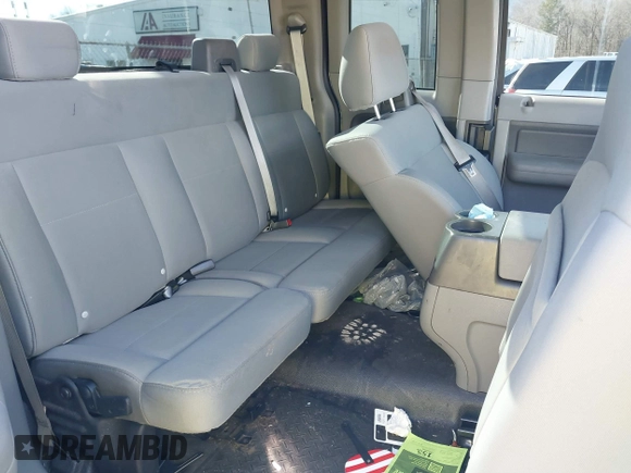 2007 Ford F-150 STX with VIN 1FTRX02W57KD56589, listed as a IAAI auction lot 41189911 with 140,093 mi miles. Bid and sale history available at carsss.com. Image 8.