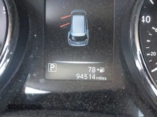 2017 Nissan Rogue SL с VIN 5N1AT2MT0HC748412, выставлен на аукционе IAAI как лот 42310325 с пробегом 94 514 миль миль и . История ставок и продаж доступна на DreamBid. Изображение 16.