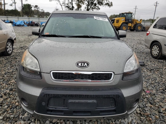 2011 Kia Soul + with VIN KNDJT2A20B7198774, listed as a Copart auction lot 83677954 with 248,114 mi miles and Salvage Title. Bid and sale history available at carsss.com. Image 5.