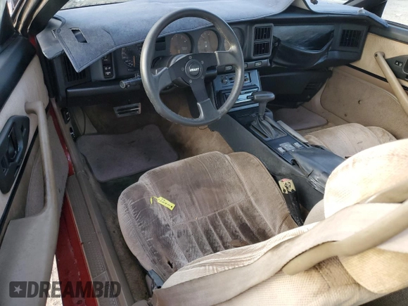 1992 Pontiac Firebird z VIN 1G2FS23T0NL203325, wystawiony jako Copart lot #76359414 z przebiegiem 198 651 mil mil oraz Nie do naprawy • Non repairable. Historia ofert i sprzedaży dostępna na DreamBid. Obrazek 8.