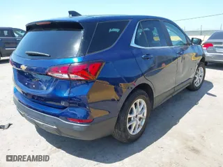 2022 Chevrolet Equinox LT with VIN 2GNAXKEV1N6131220, listed as a IAAI auction lot 41726514 with 60,462 mi miles. Bid and sale history available at carsss.com. Image 4.