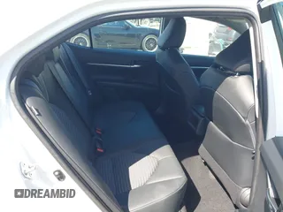 2020 Toyota Camry SE z VIN 4T1G11AK2LU970118, wystawiony jako IAAI lot #41950188 z przebiegiem 11 171 mil mil oraz . Historia ofert i sprzedaży dostępna na DreamBid. Obrazek 8.