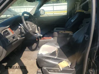 2009 Chevrolet Avalanche LTZ with VIN 3GNEC32019G199152, listed as a Copart auction lot 76030084 with 174,347 mi miles and Salvage Title. Bid and sale history available at carsss.com. Image 7.