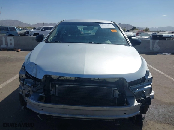 2014 Chevrolet Cruze LS with VIN 1G1PA5SH5E7174424, listed as a IAAI auction lot 41696133 with 126,802 mi miles. Bid and sale history available at carsss.com. Image 6.