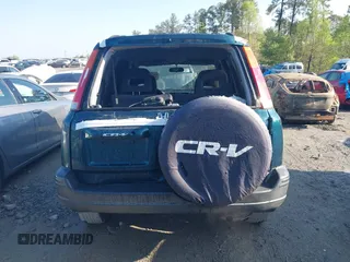 1997 Honda CR-V with VIN JHLRD1857VC011409, listed as a IAAI auction lot 41971474 with 377,770 mi miles. Bid and sale history available at carsss.com. Image 16.