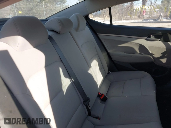 2017 Hyundai Elantra SE z VIN 5NPD74LF8HH187040, wystawiony jako IAAI lot #41350743 z przebiegiem 78 119 mil mil oraz . Historia ofert i sprzedaży dostępna na DreamBid. Obrazek 19.