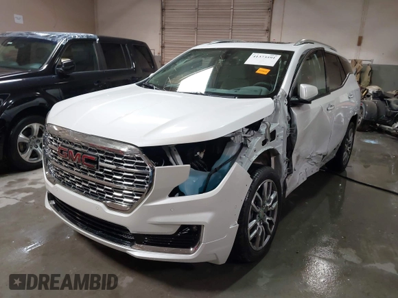 2024 GMC Terrain Denali with VIN 3GKALXEGXRL373884, listed as a IAAI auction lot 41373591 with 2,863 mi miles. Bid and sale history available at carsss.com. Image 19.