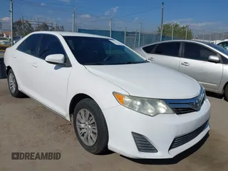 2012 Toyota Camry L z VIN 4T1BF1FK8CU509493, wystawiony jako IAAI lot #42140465 z przebiegiem 143 670 mil mil oraz . Historia ofert i sprzedaży dostępna na DreamBid. Obrazek 1.