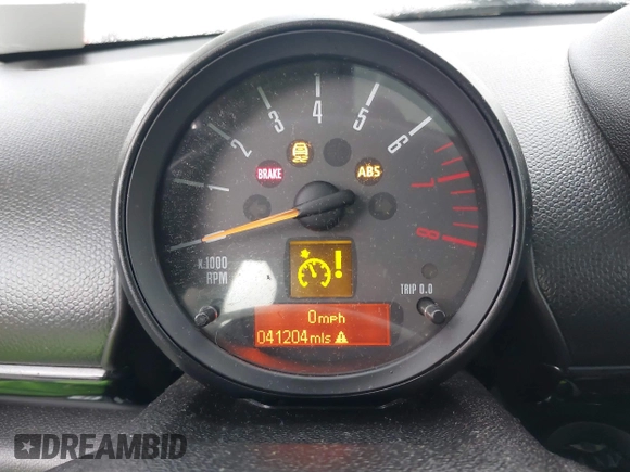 2015 MINI Countryman with VIN WMWZB3C52FWR45805, listed as a IAAI auction lot 41784638 with 41,204 mi miles and . Bid and sale history available at DreamBid. Image 7.