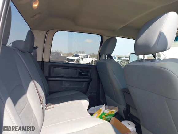 2018 Ram 2500 Tradesman with VIN 3C6UR5HJ1JG358889, listed as a IAAI auction lot 41510313 with 91,019 mi miles. Bid and sale history available at carsss.com. Image 8.